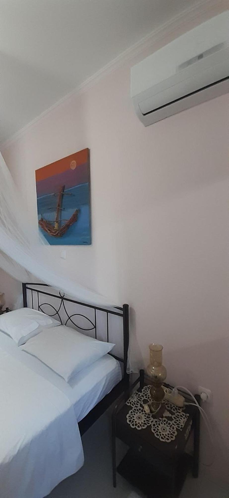 Blue & White Maisonette Over The Sea Near Sounio Sounion Exterior foto